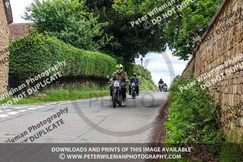 Vintage motorcycle club;eventdigitalimages;no limits trackdays;peter wileman photography;vintage motocycles;vmcc banbury run photographs